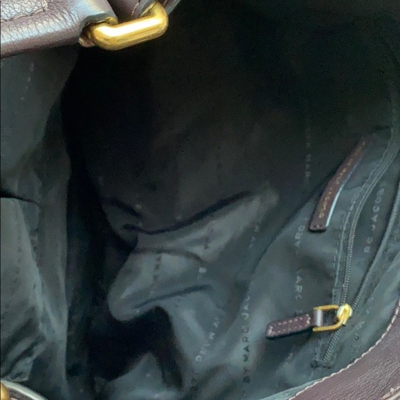 Marc By Marc Jacobs Navy Blue Shoulder Bag with Gold Hardware - Picture 3 of 5